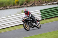Vintage-motorcycle-club;eventdigitalimages;mallory-park;mallory-park-trackday-photographs;no-limits-trackdays;peter-wileman-photography;trackday-digital-images;trackday-photos;vmcc-festival-1000-bikes-photographs
